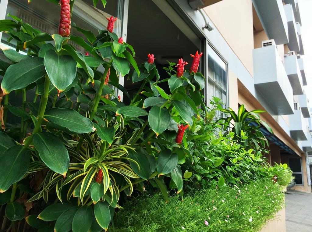 Grand Living Place Bangkok Buitenkant foto